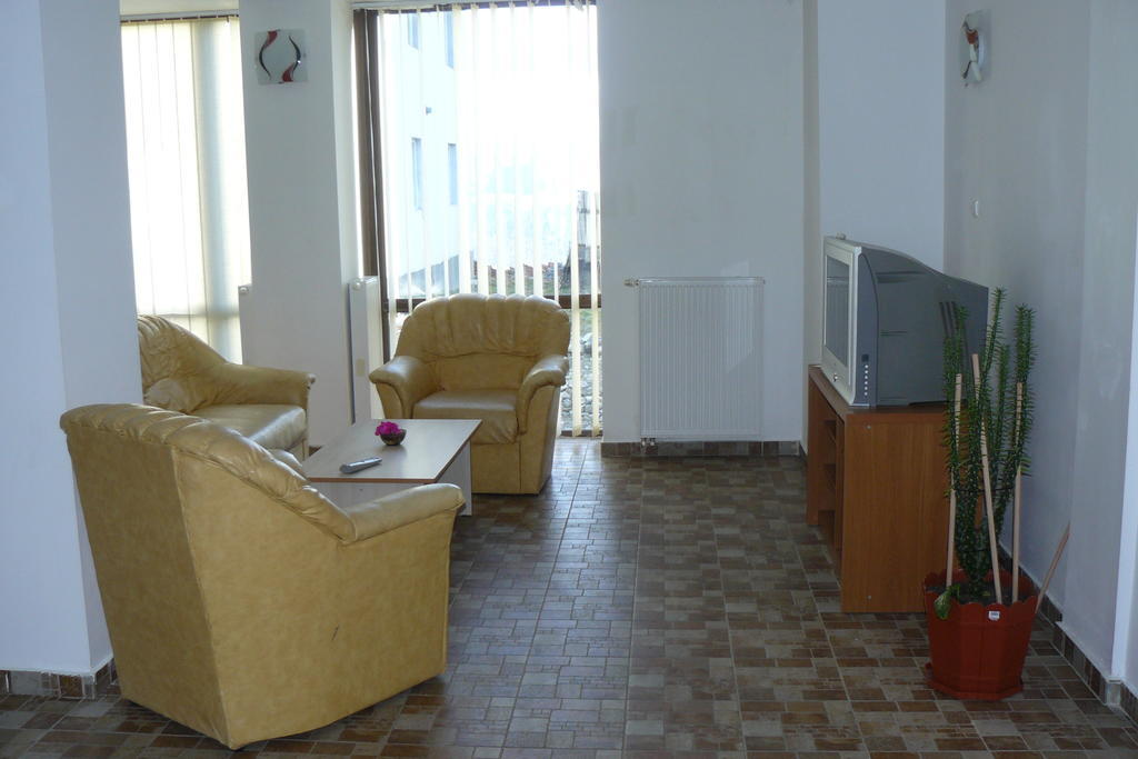 Cabana Muntii Parang Ranca Hotel ภายนอก รูปภาพ